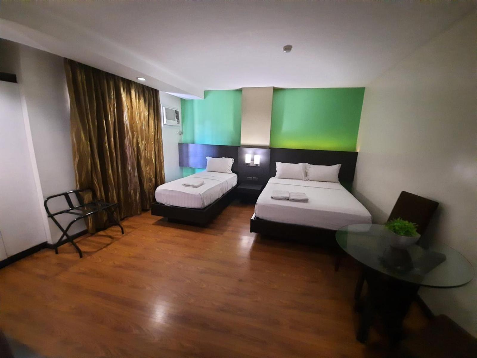 Makati Boutique Hotel Near Naia Airport Terminal 3 Edsa Pasay Cbd Makati City Екстериор снимка