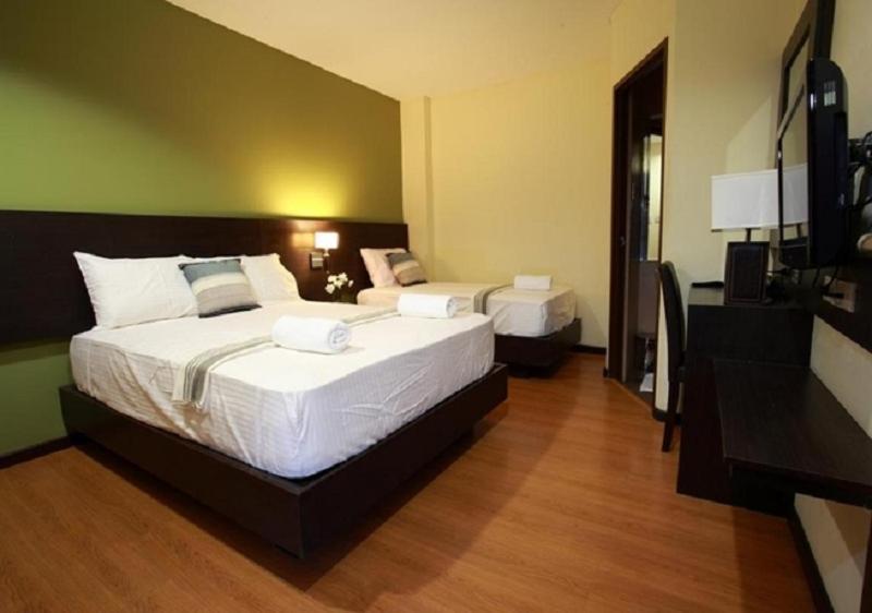 Makati Boutique Hotel Near Naia Airport Terminal 3 Edsa Pasay Cbd Makati City Екстериор снимка