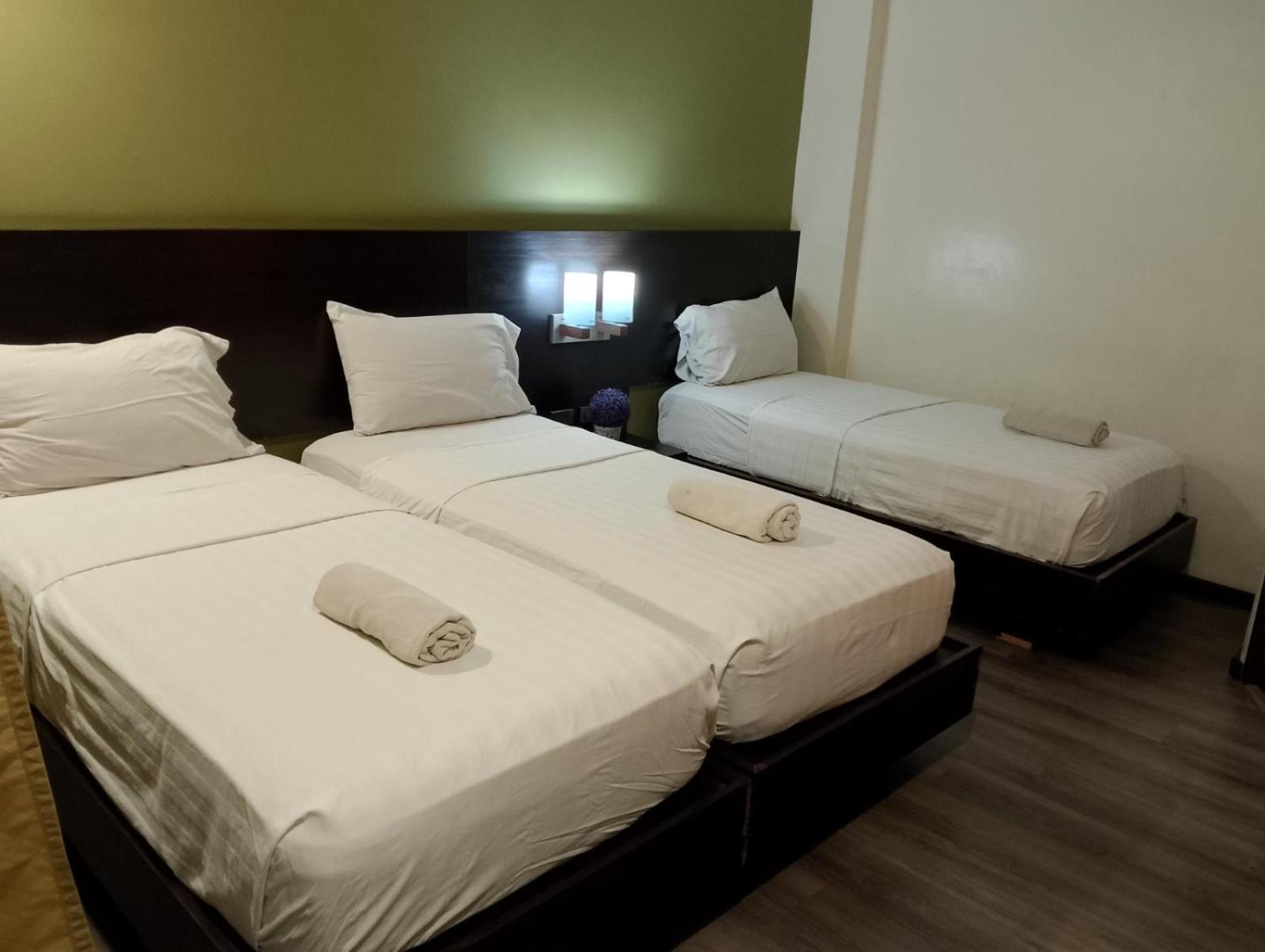 Makati Boutique Hotel Near Naia Airport Terminal 3 Edsa Pasay Cbd Makati City Екстериор снимка